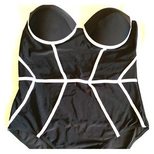 Strapless Monokini Bathing Suit